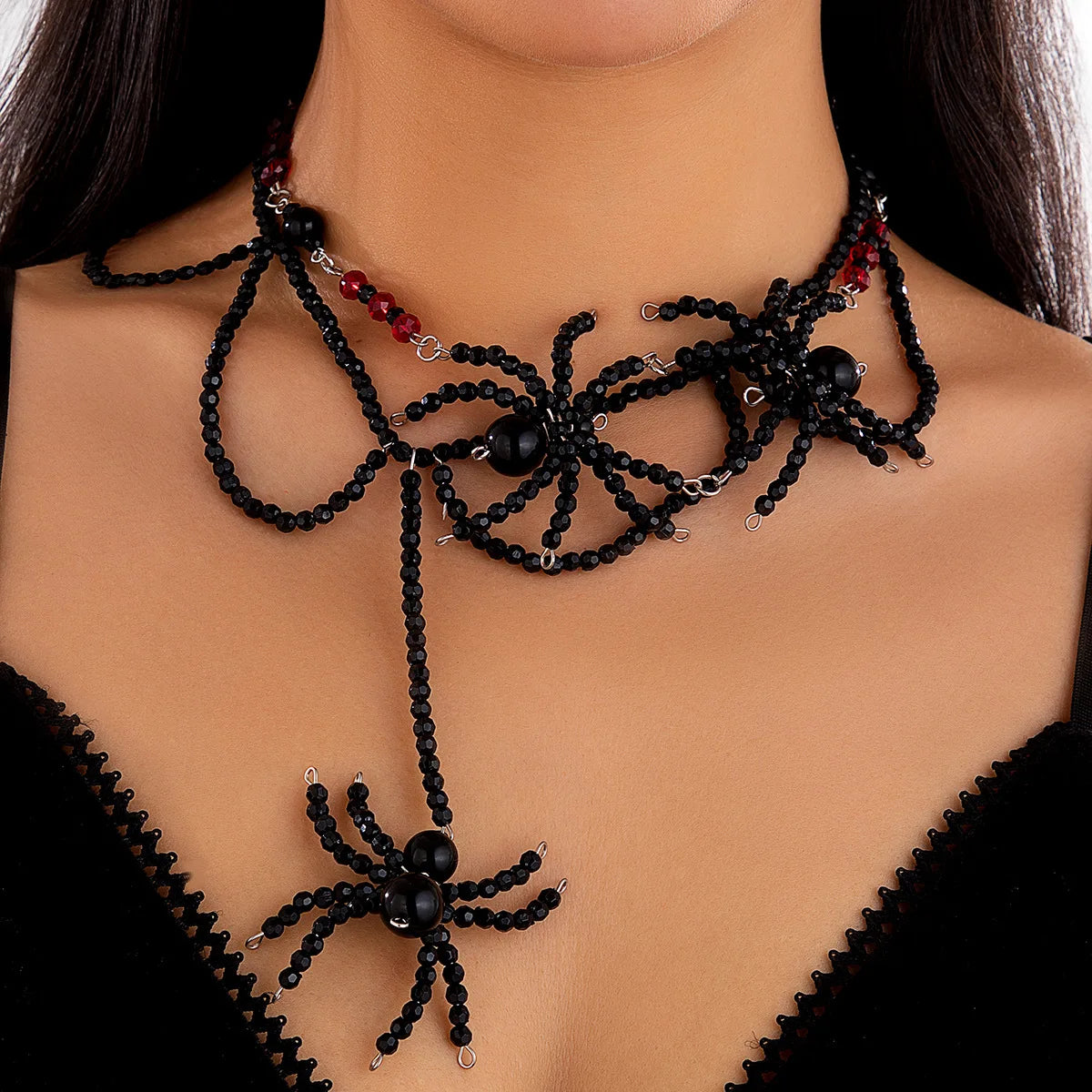 Guangdong Crystal Woven Spider Necklace Halloween Style