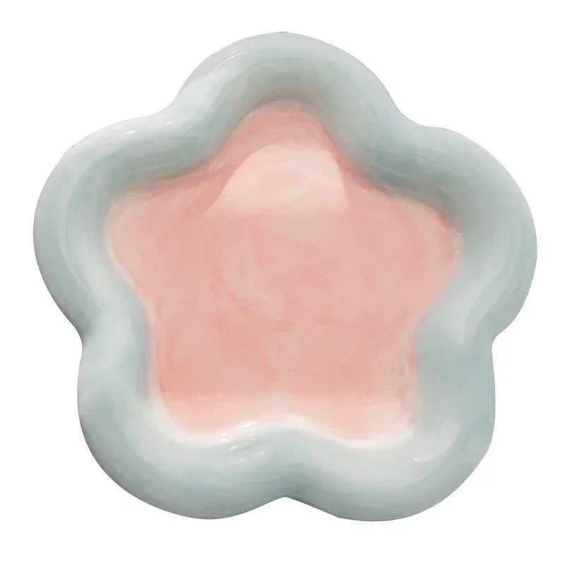 Hign-concerned Exquisite Cartoon Ceramic Cat Bowl For HydrationSolutions And Nourishment