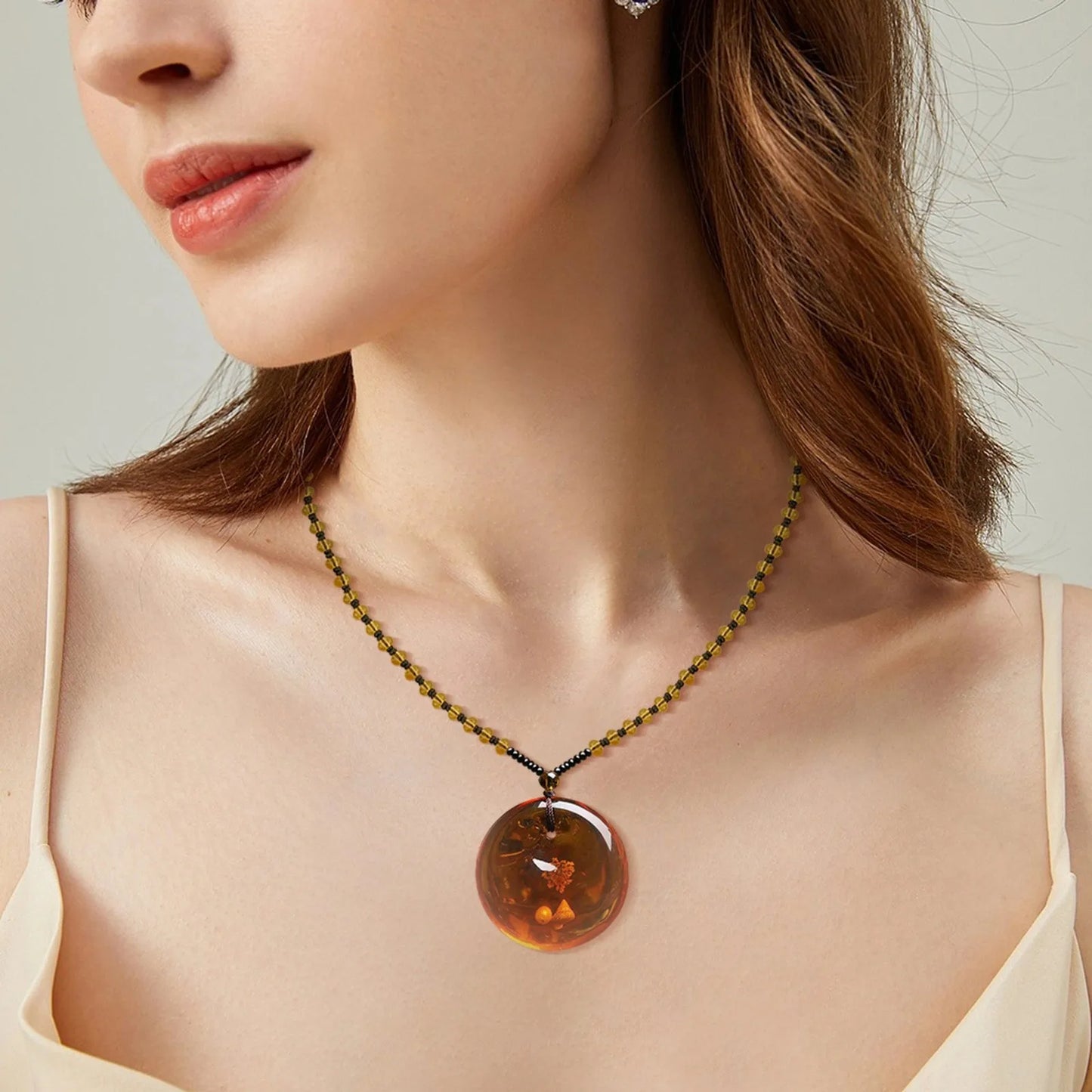 Natural Stone Beeswax Pendant Necklace For Women Wearable